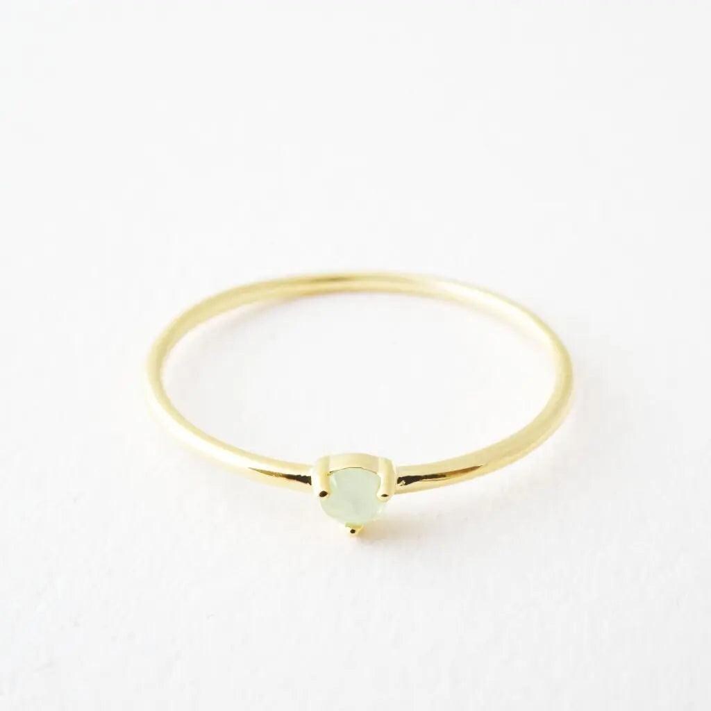Jade Punkt Solitär Ring in Gold, Silber, Rosegold | Minimalist Schmuck Für Jeden Tag Honigkatze von HONEYCATus