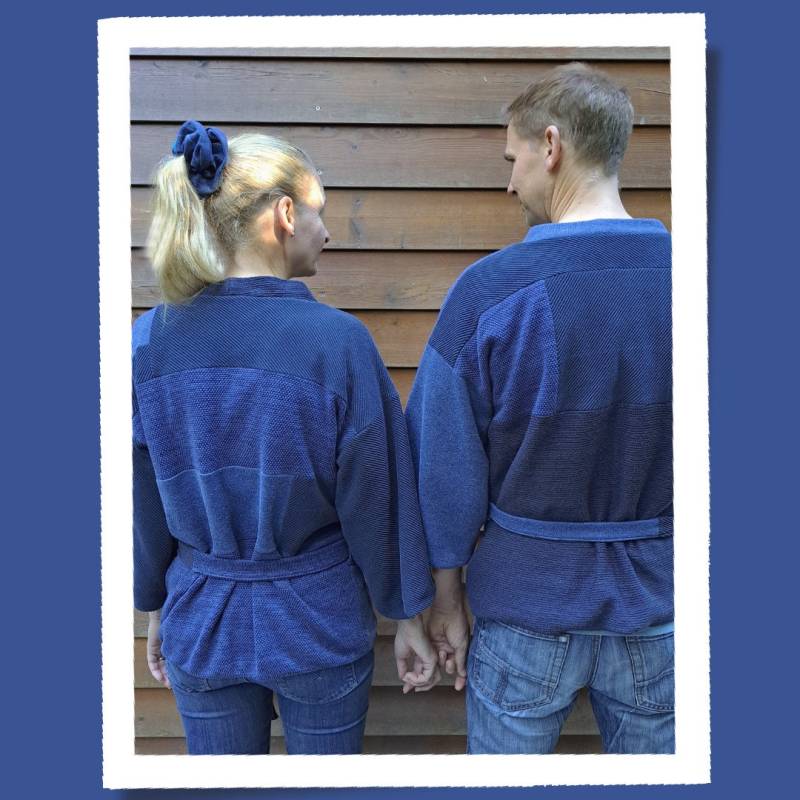 Designer Upcycling Kimono Cardigan, Kurz Verschiedenen Blautönen, Unisex, Für Mann Und Frau, Strick Kimono, Blue Shades, Non Binary, Unikat Designer Upcycling Kimono Cardigan, Kurz Verschiedenen Blautönen, Unisex, Für Mann Und Frau, Strick Kimono, Blue Shades, Non Binary, Unikat von HONIGBLUT