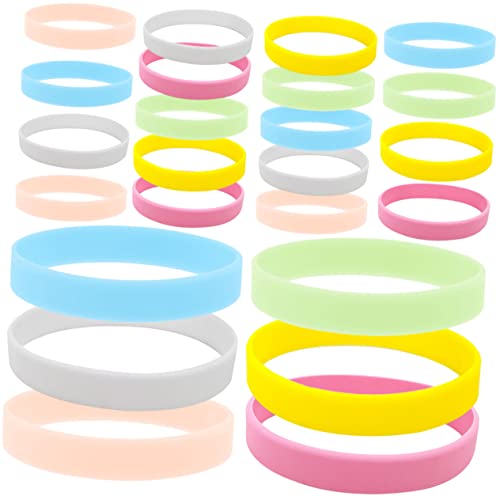 HOODANCOS 24 Stück Leuchtende Silikonarmbänder für Erwachsene Nachtlichter Gummiarmbänder für Partys Festivals Geburtstagsfeiern und Konzerte in Farben Je von HOODANCOS