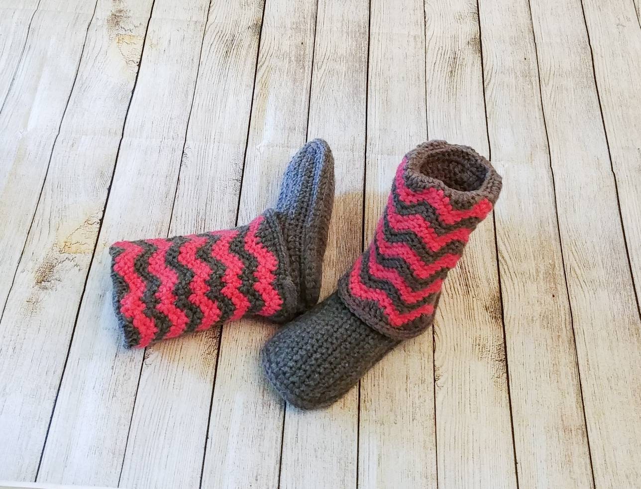 Pantoffel Stiefel, Slipper Stiefel Für Frauen, Stiefeletten, Stiefeletten Hausschuhe, Hausschuhe Damenhausschuhe von HOOKEDonCrochetEMILY