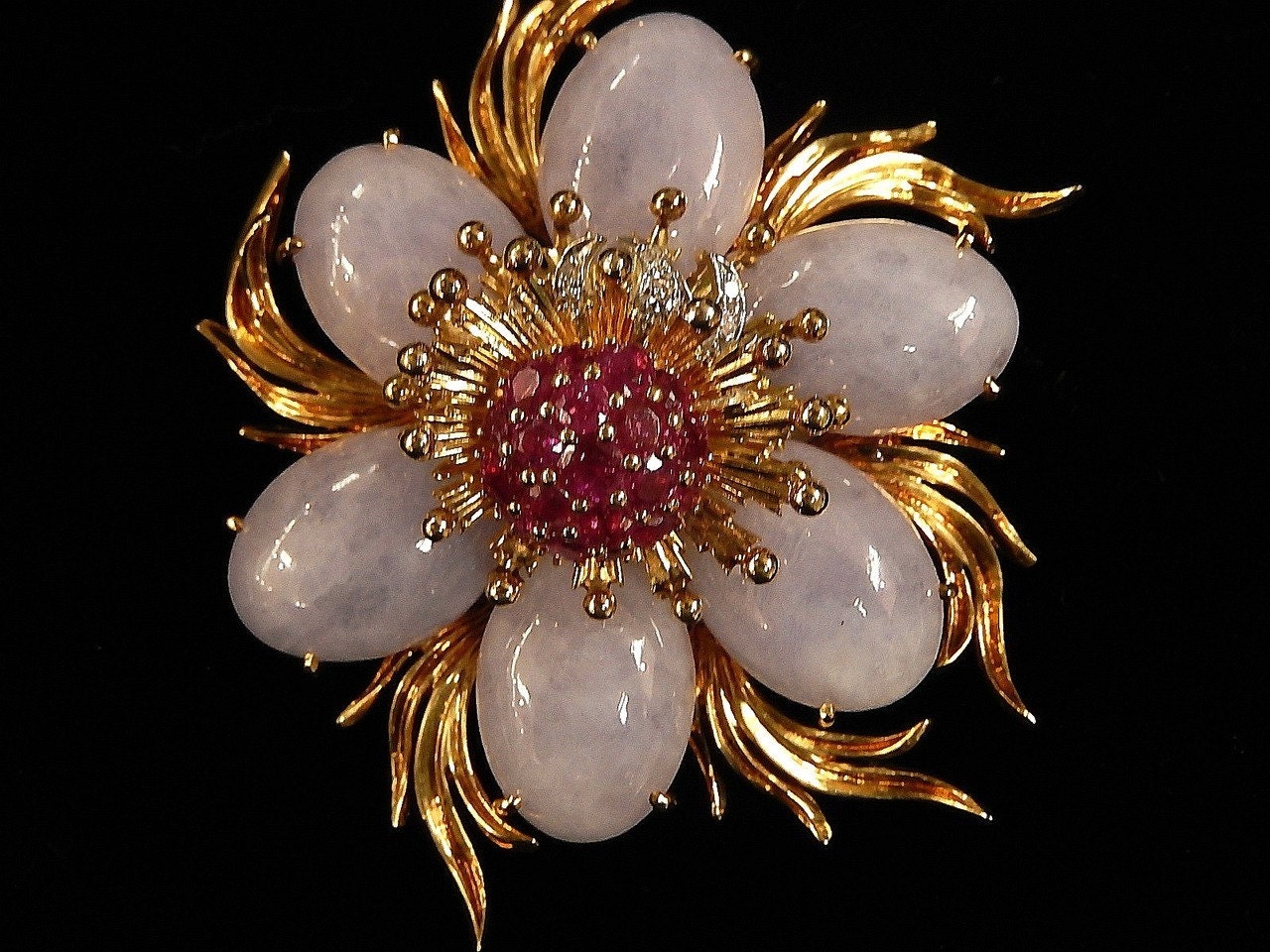 Diamant-Jade-Brosche 6786B381 von HPSJEWELERS