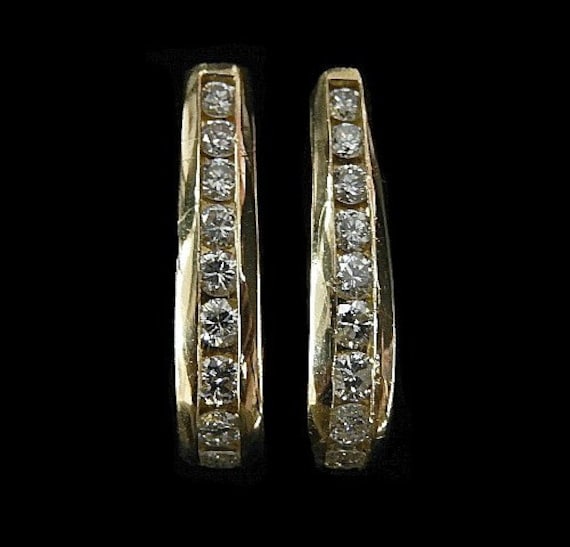 Diamant-Ohrringe 5877B486B von HPSJEWELERS