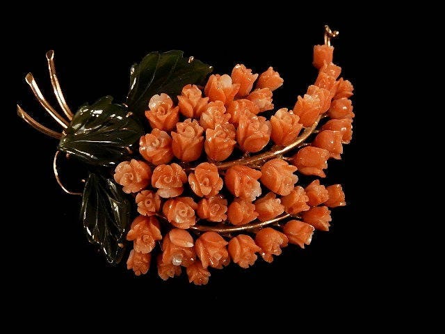 Korallenjade Pin 6622Dg424A von HPSJEWELERS