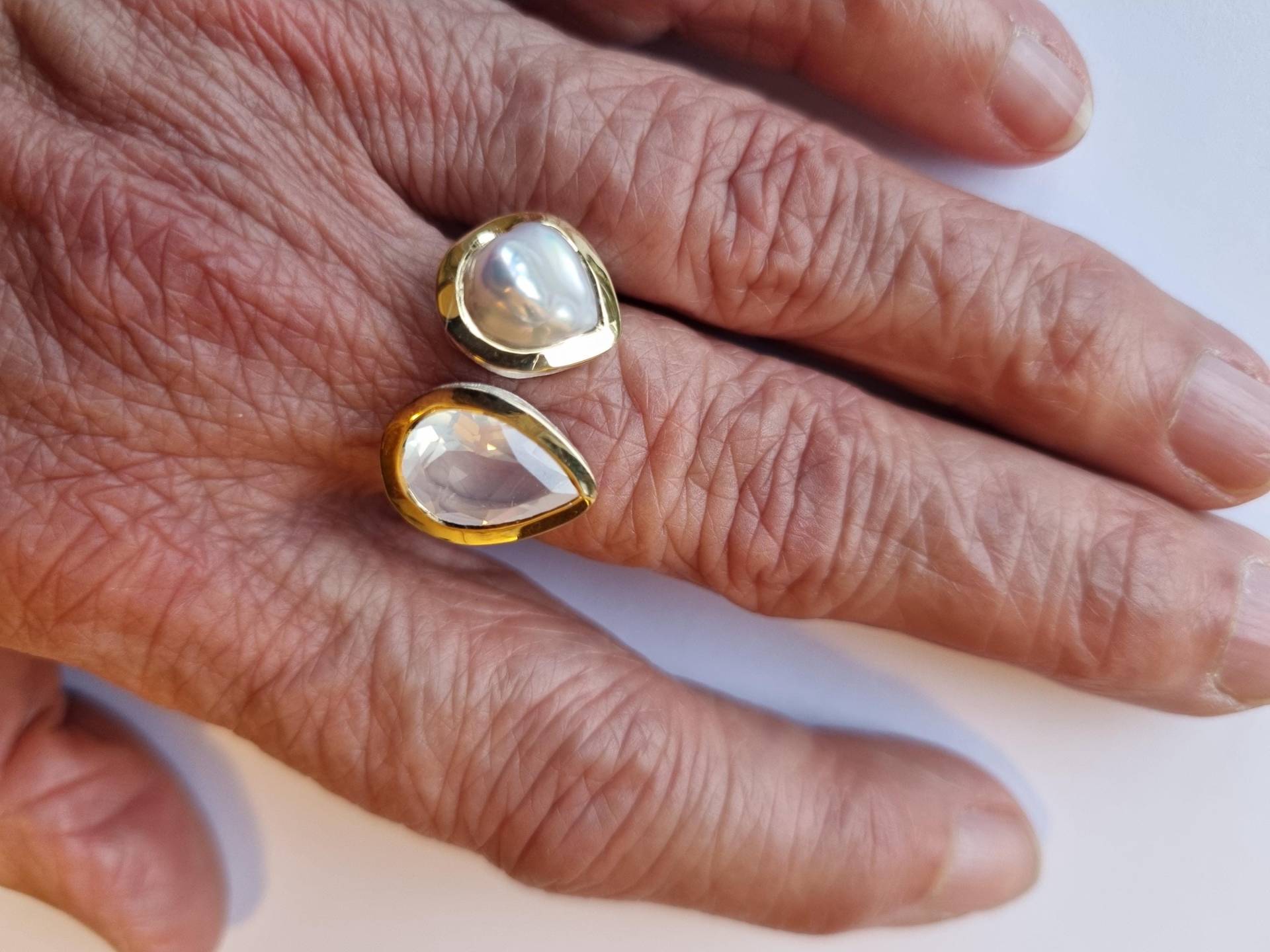 Ring Aus Sterlingsilber Mit Süßwasserperle Und Bergkristall-Tropfen von HSSSchmuckSchmiede