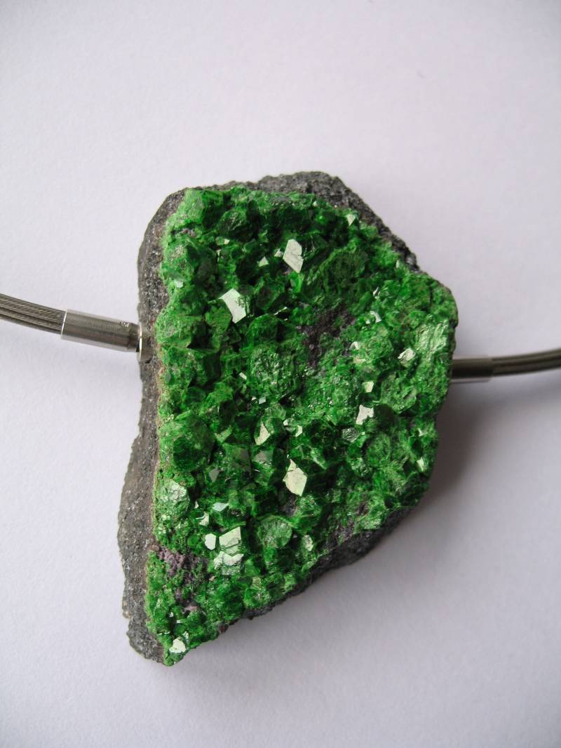 Wechselmechanik Schloss Besonderheit Uwarowit von HSSSchmuckSchmiede