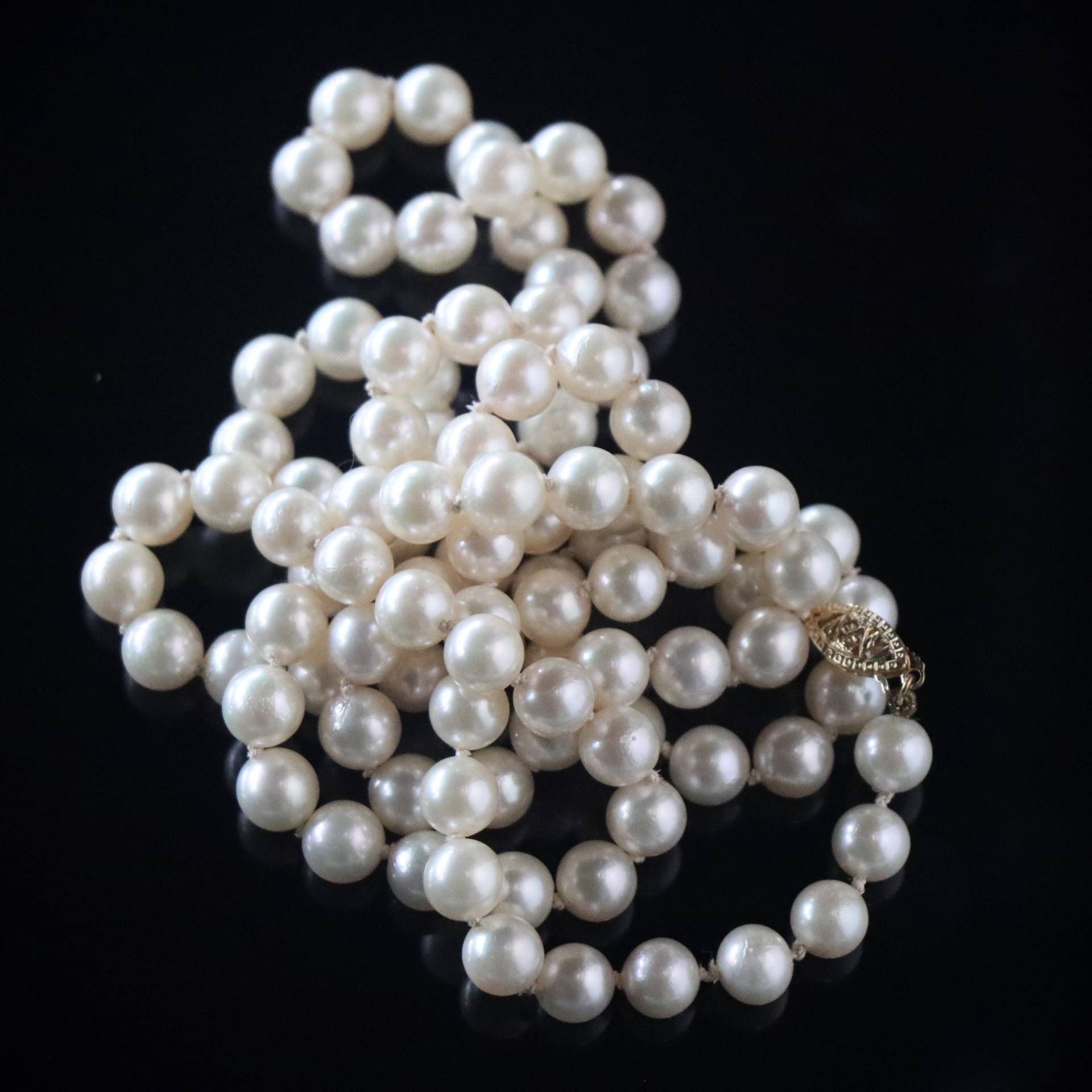 Nachlass 14K Gelbgold 6 Mm Zuchtperle 72cm Individuell Geknotete Halskette Nachlass 14K Gelbgold 6 Mm Zuchtperle 72cm Individuell Geknotete Halskette von HStewartH