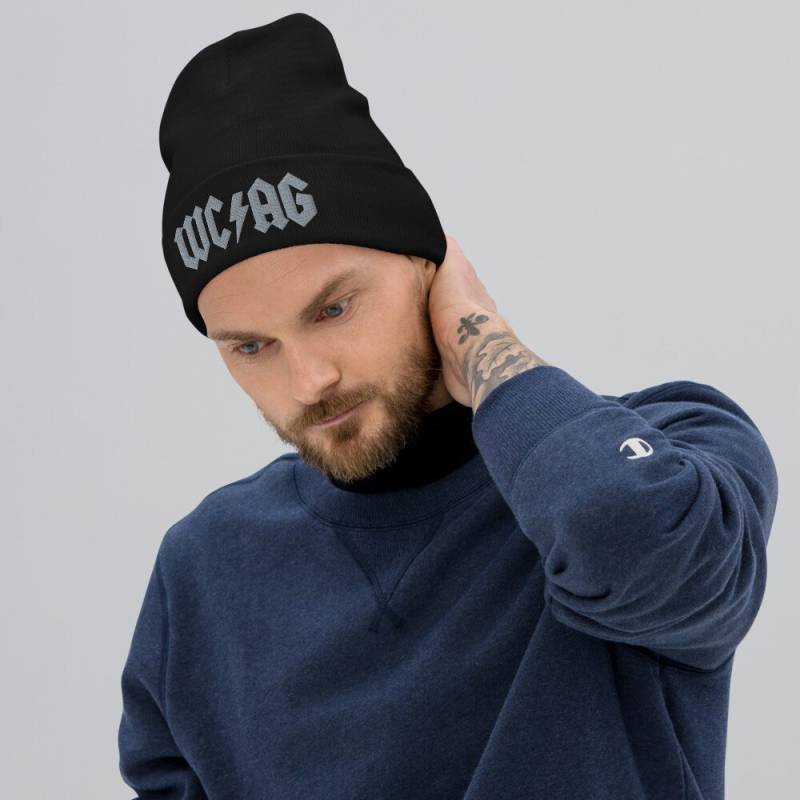 Wc/Ag - Beanie Bestickt von HTMLZ