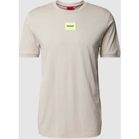 HUGO T-Shirt mit Label-Patch Modell 'Diragolino' in Stein, Größe XXL von HUGO