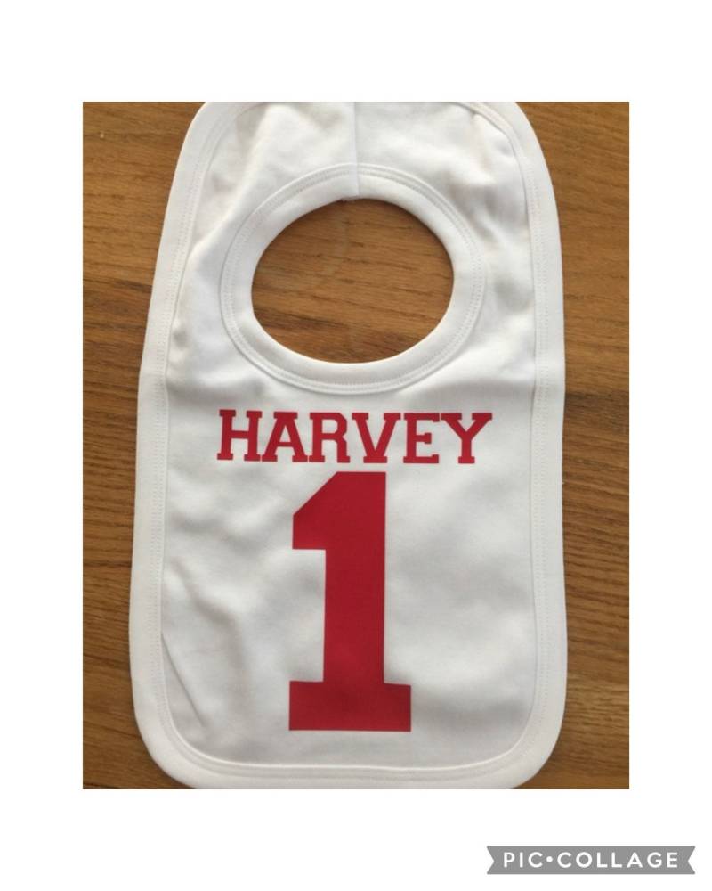 1. Geburtstag Outfit - 1 Lätzchen Geburtstags Alter Personalisiertes Erster Name Und von HUGsbyLou