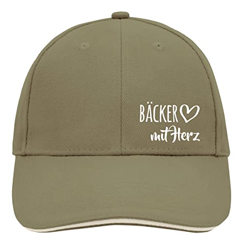 HUURAA Cappy Mütze Bäcker mit Herz Unisex Kappe Olive/Beige mit Motiv für die tollsten Menschen Geschenk Idee für Freunde und Familie von HUURAA