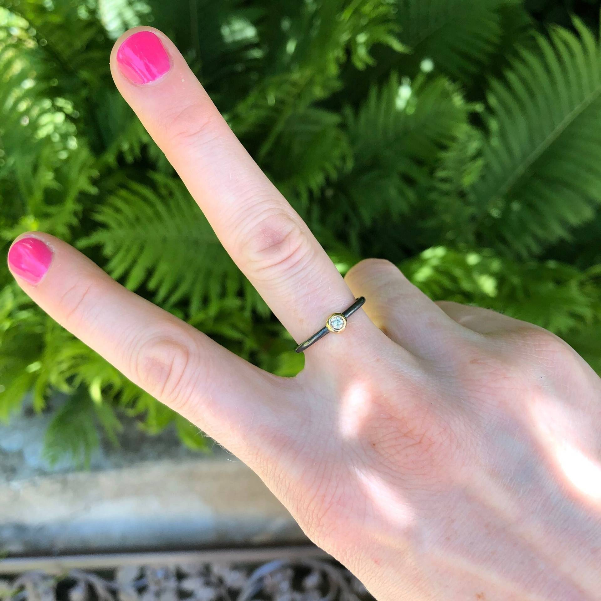 14K Gold Und Diamant "Bubble" Ring Mit Oxidiertem Sterling Silber Band 14K Gold Und Diamant "Bubble" Ring Mit Oxidiertem Sterling Silber Band von HVHandmadeJewels
