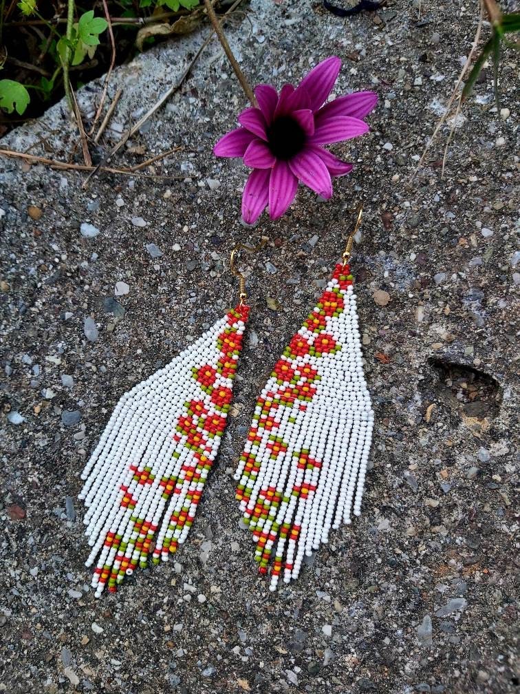 Frühling Zweig Perlen Fransen Ohrringe Rocailles Baumeln Boho Chandelier Native Bunte von HWBeadJewelry