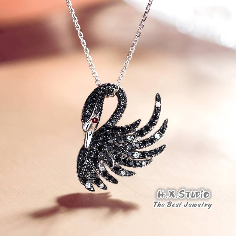 1.1Ctw Schwarz Weiß Diamant Schwarzer Schwan Anhänger in Massivem 18K Gold/Benutzerdefinierter Feinschmuck/Geschenk Für Frauen Und Mädchen/(Nur von HXJewelry