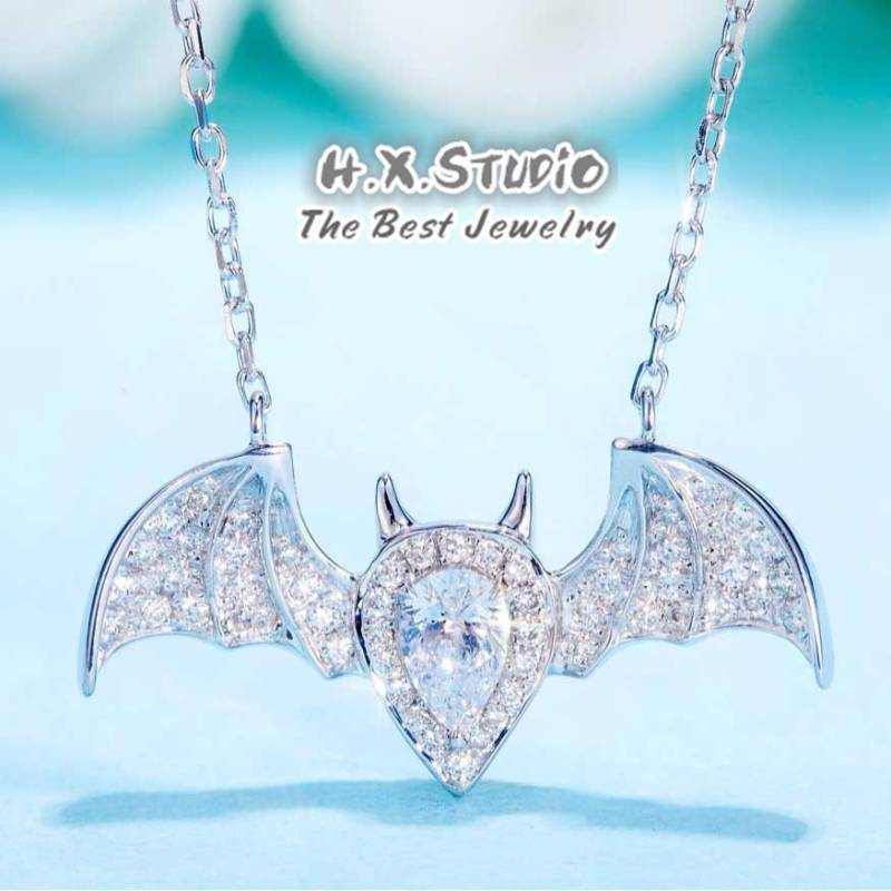 Diamant-Fledermaus-Anhänger Aus 18K Gold/Vampir-Fledermaus-Halloween-Anhänger/Benutzerdefinierter Feiner Schmuck/Geschenk Für Frauen Und Mädchen von HXJewelry