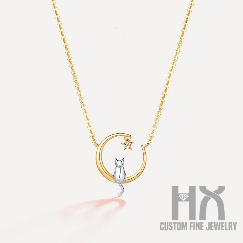 Diamant Katze Auf Dem Mond Anhänger Halskette in Massivem 18K Gold/Custom Fine Jewelry/Personalisierung Design/Geschenk Für Frauen Und Mädchen von HXJewelry