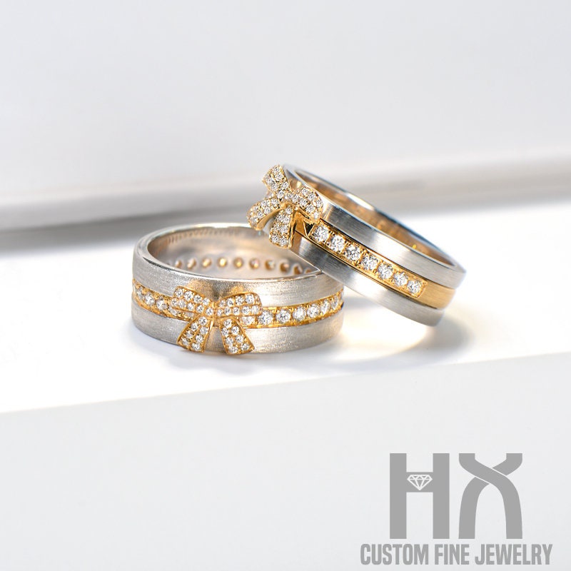 Hx Schmuck | Fliege Diamant Breites Ewigkeitsband in Massivem 18K Zweifarbig Gold/Gebürstet Gold Breiter Ehering/stapelring/Individueller Feinschmuck von HXJewelry