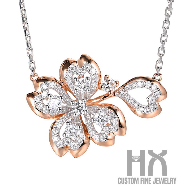 Zweifarbige Gold Diamant Sakura Blume Halskette/Custom Fine Jewelry/Personalisierung Design/Geschenk Für Frauen Und Mädchen von HXJewelry