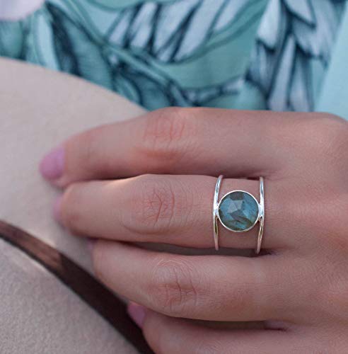HYHJYMG 925 Sterling Silber Damen Neue übertriebene runde große Nachahmungsschale Ring Riech Imitation Shell Hochzeit Jubiläum Ring Größe 9 HYHJYMG 925 Sterling Silber Damen Neue übertriebene runde große Nachahmungsschale Ring Riech Imitation Shell Hochzeit Jubiläum Ring Größe 9 von HYHJYMG