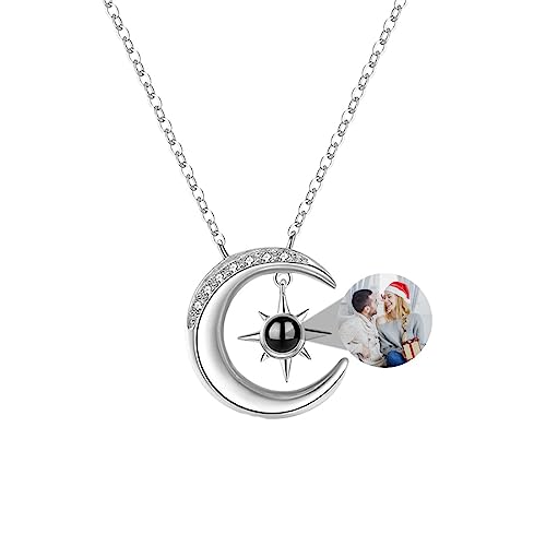 Personalisierte Foto Projektion Halskette | Spaß Nanotechnologie, Mond-Anhänger Halskette Mit Personalisierten Foto| Romantische Weihnachten Andenken Geschenk (Stil 1) von HYLKD