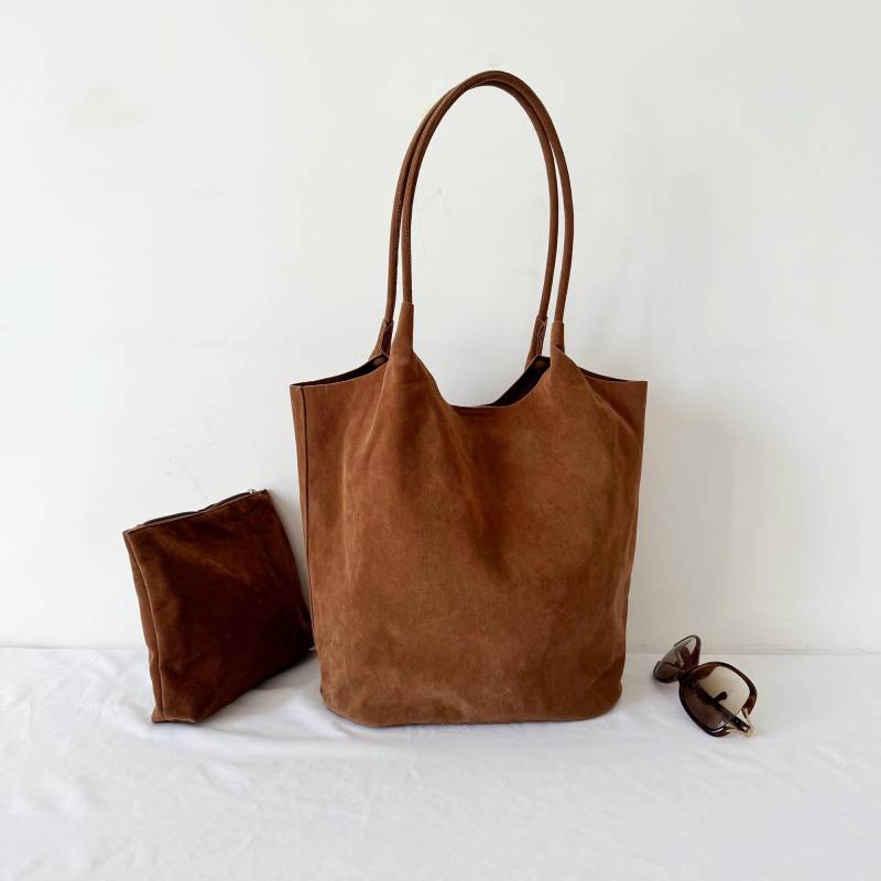 Handgefertigte Wildleder Frauen Handtasche Schulter Unterarm Tragetasche, Tägliche Arbeitstasche Reise Slouchy Hobo Tasche, Geldbörse Brieftasche von HYLeatherStudio