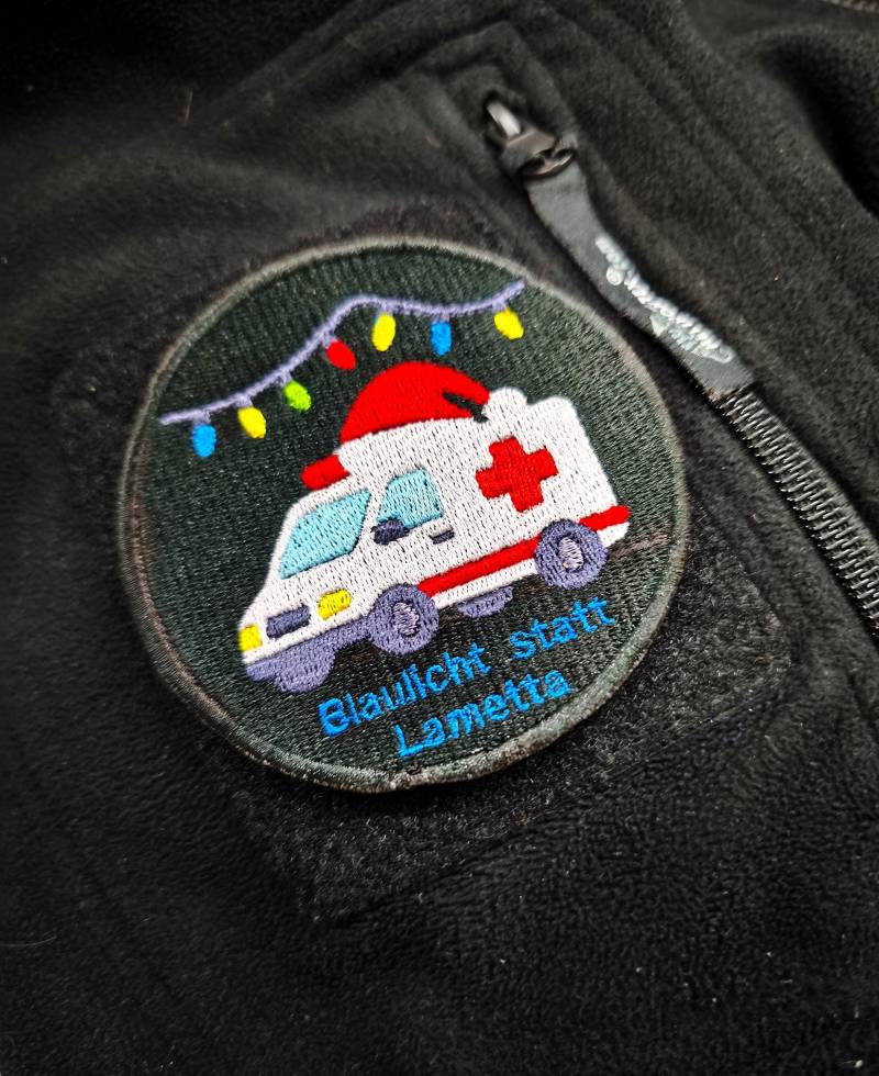 Rettungsdienst Weihnachts Patch " Blaulicht Statt Lametta" von HZPersonalisierbaer