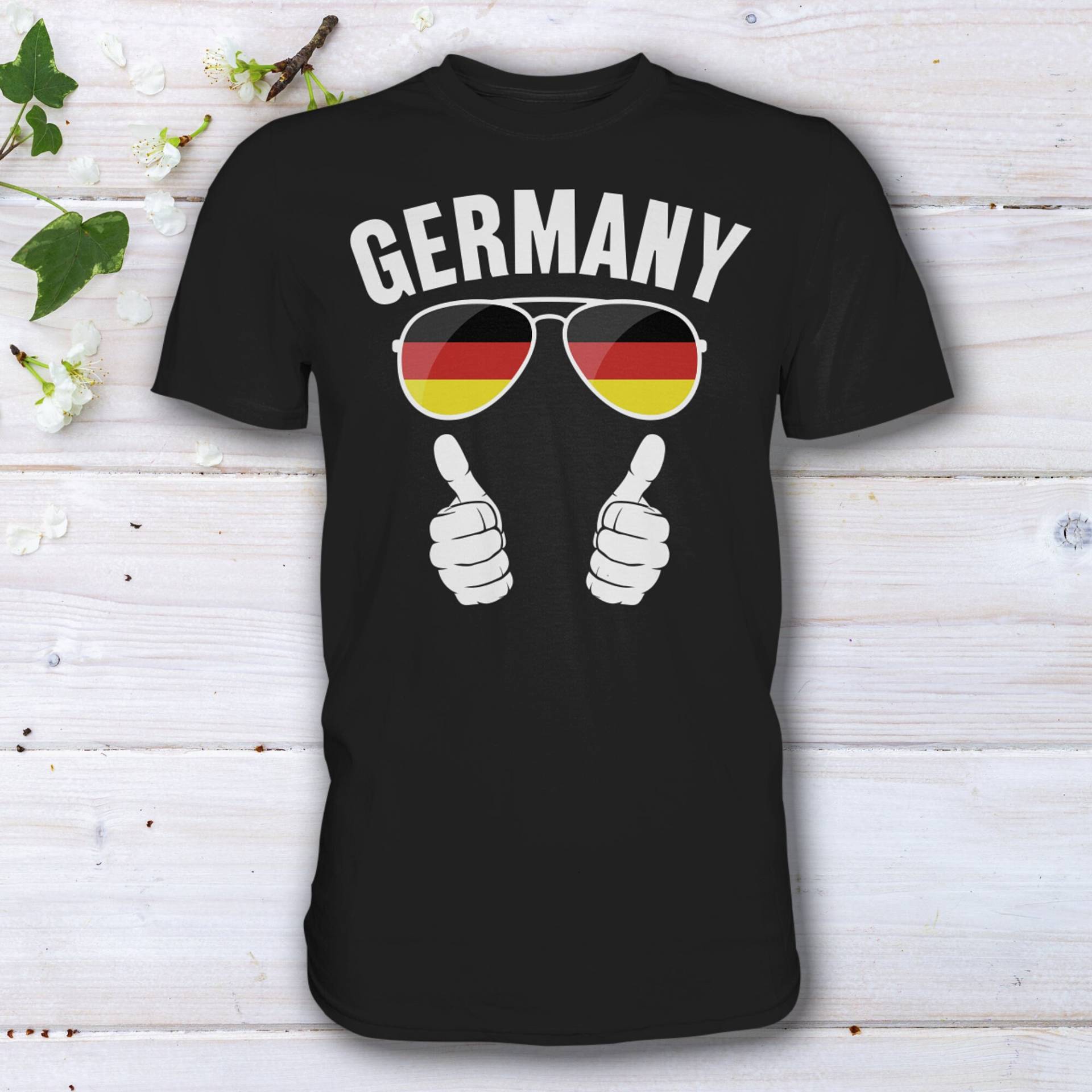 Deutschland T-Shirt, Fan Trikot, Flagge Deutschland T-Shirt, Fan Trikot, Flagge von HaLiLuDesigns