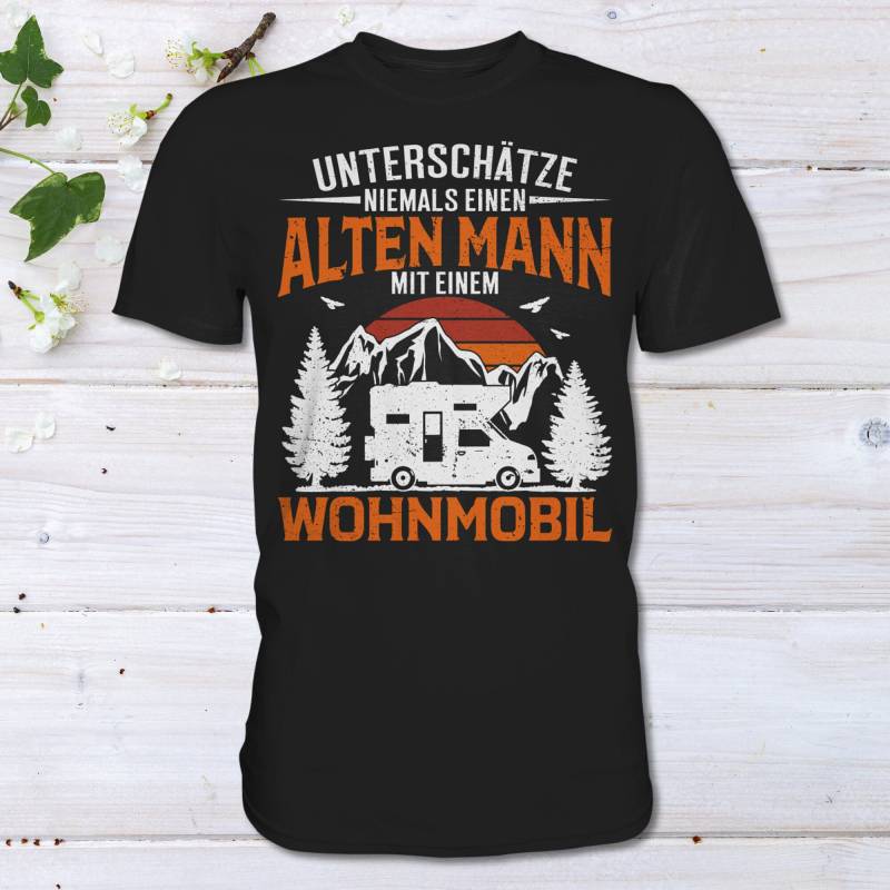 Unterschätze Niemals Einen Alten Mann Mit Einem Wohnmobil, Lustiges Wohnwagen Camping Outfit Geschenk Humor von HaLiLuDesigns