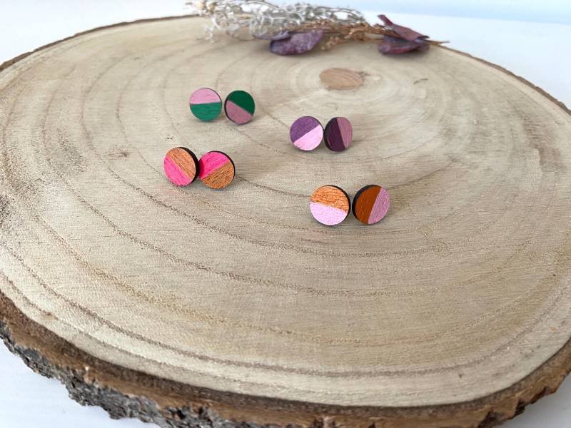 Handbemalte Holzohrstecker | Ohrstecker Aus Holz Mit Edelstahl Allergikerfreundlich Bunte Ohrringe Damen Nachhaltiger Holzschmuck Handbemalte Holzohrstecker | Ohrstecker Aus Holz Mit Edelstahl Allergikerfreundlich Bunte Ohrringe Damen Nachhaltiger Holzschmuck von HaLoHandgemacht