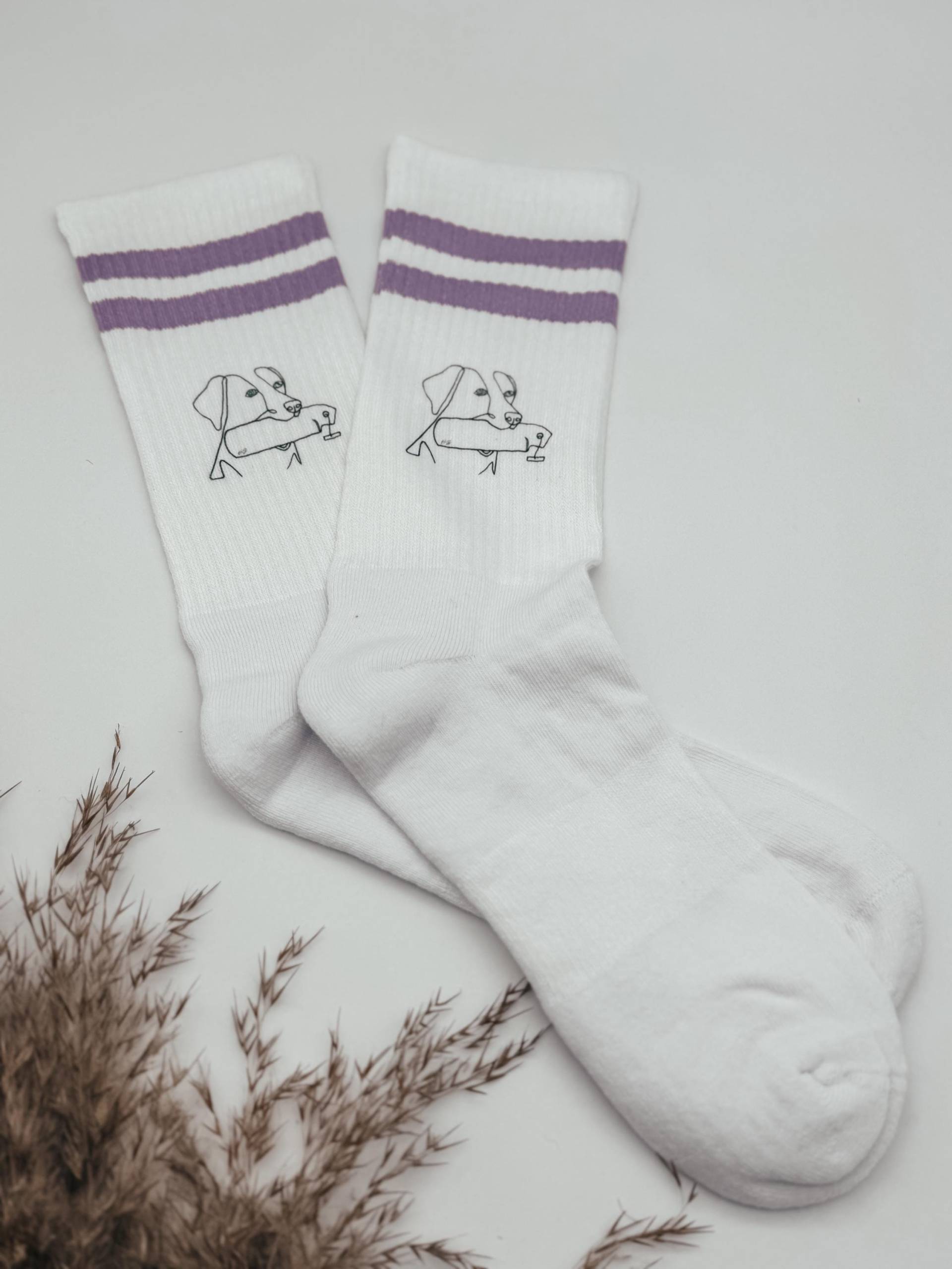 Dummy Socken | Retriever Labrador Hundesocken Tennissocken Flieder Sportsocken Dummy Socken | Retriever Labrador Hundesocken Tennissocken Flieder Sportsocken von HaSiManufaktur