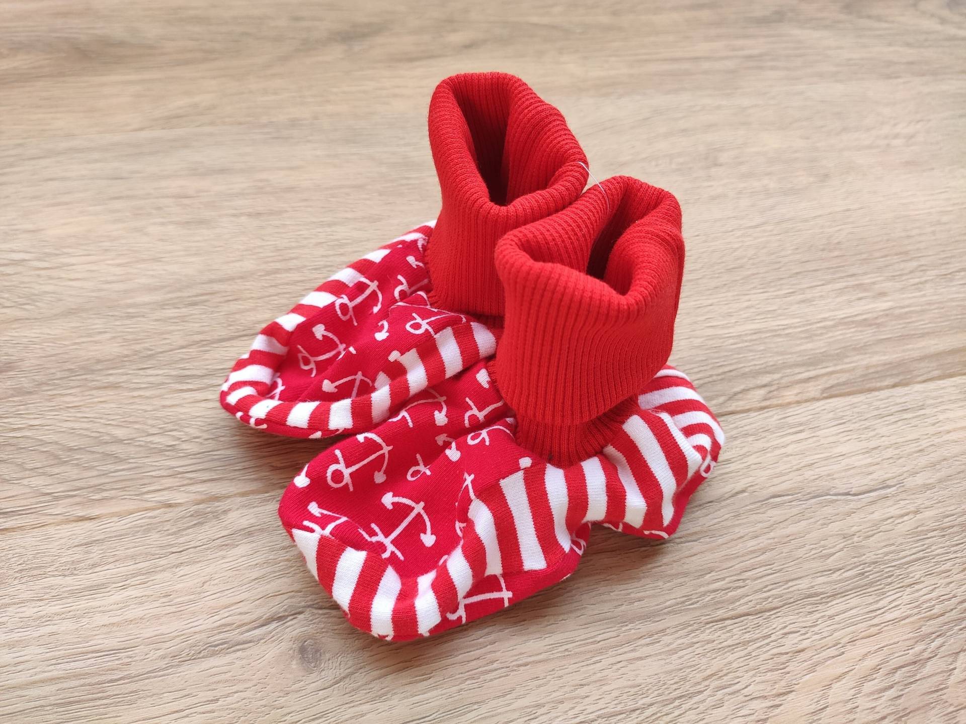 Baby Schühchen Aus Jersey | Größe 23 von HaaluTheUglyBunny