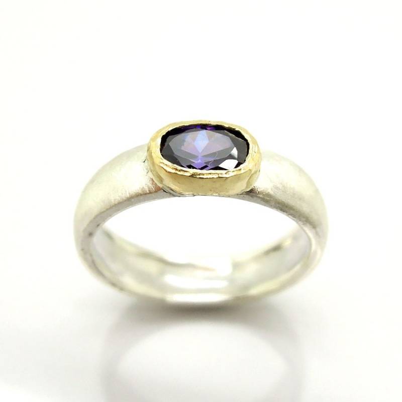 Amethyst Ring in Gold Und Silber Matt Band Eingestellt von HadasGold