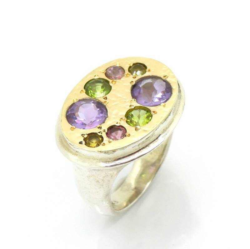 Oval Edelstein-Ring Mit Gehämmertem Gold & Silber von HadasGold