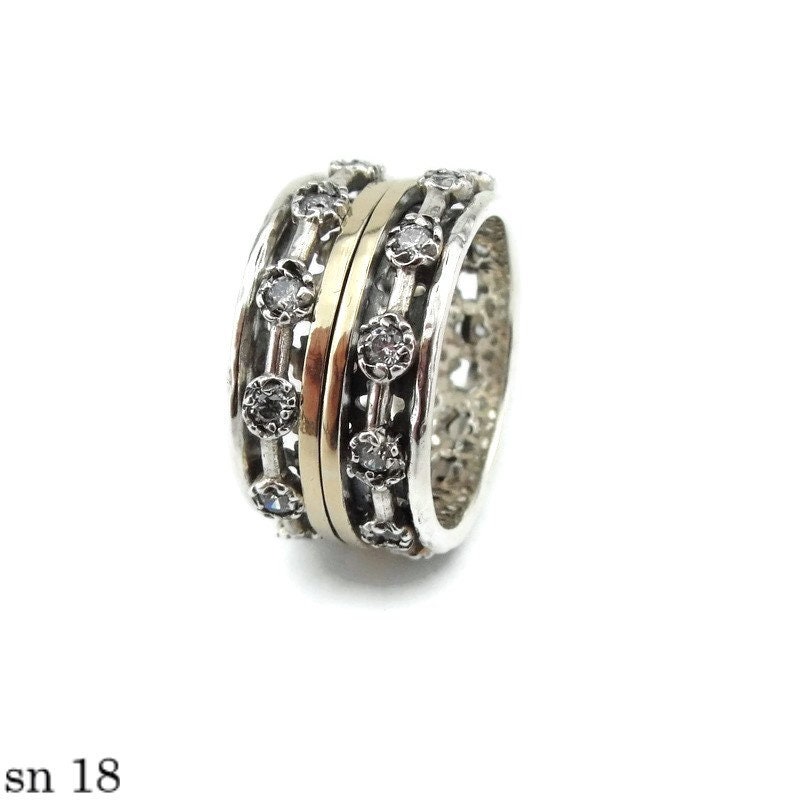 Weit Silber Gelb & Rotgold Spinner Zirkon Ehering von HadasGold