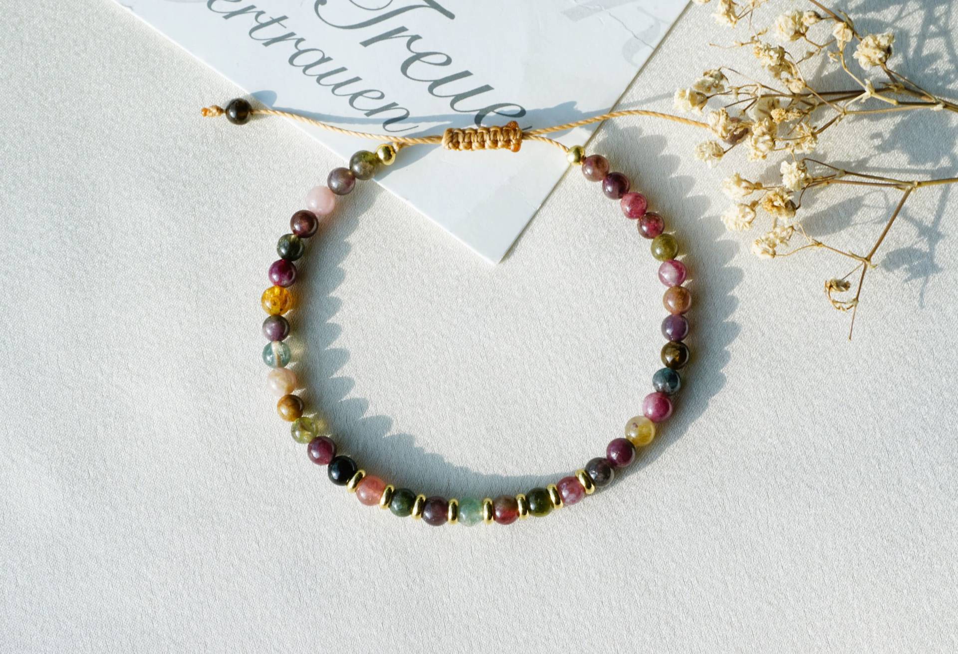 Armband Aus Natürlichen Turmalin-Edelstein, Chakra-Yoga-Heilkristall Armband Aus Natürlichen Turmalin-Edelstein, Chakra-Yoga-Heilkristall von HadisDesigns
