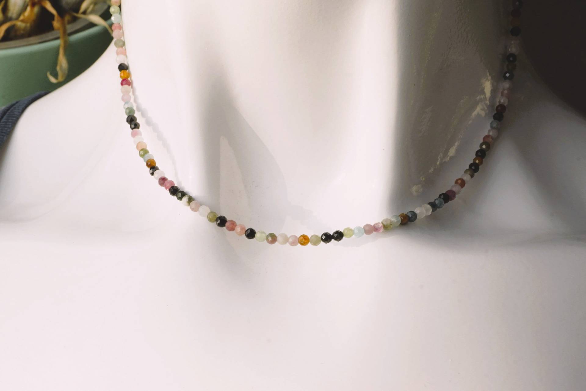 Halskette Aus Turmalin Echter Edelstein, Oktober Geburtstein Mehrfarbig Chakra-Yoga-Heilkristall, Einzigartiges Sommer Design Halskette Aus Turmalin Echter Edelstein, Oktober Geburtstein Mehrfarbig Chakra-Yoga-Heilkristall, Einzigartiges Sommer Design von HadisDesigns