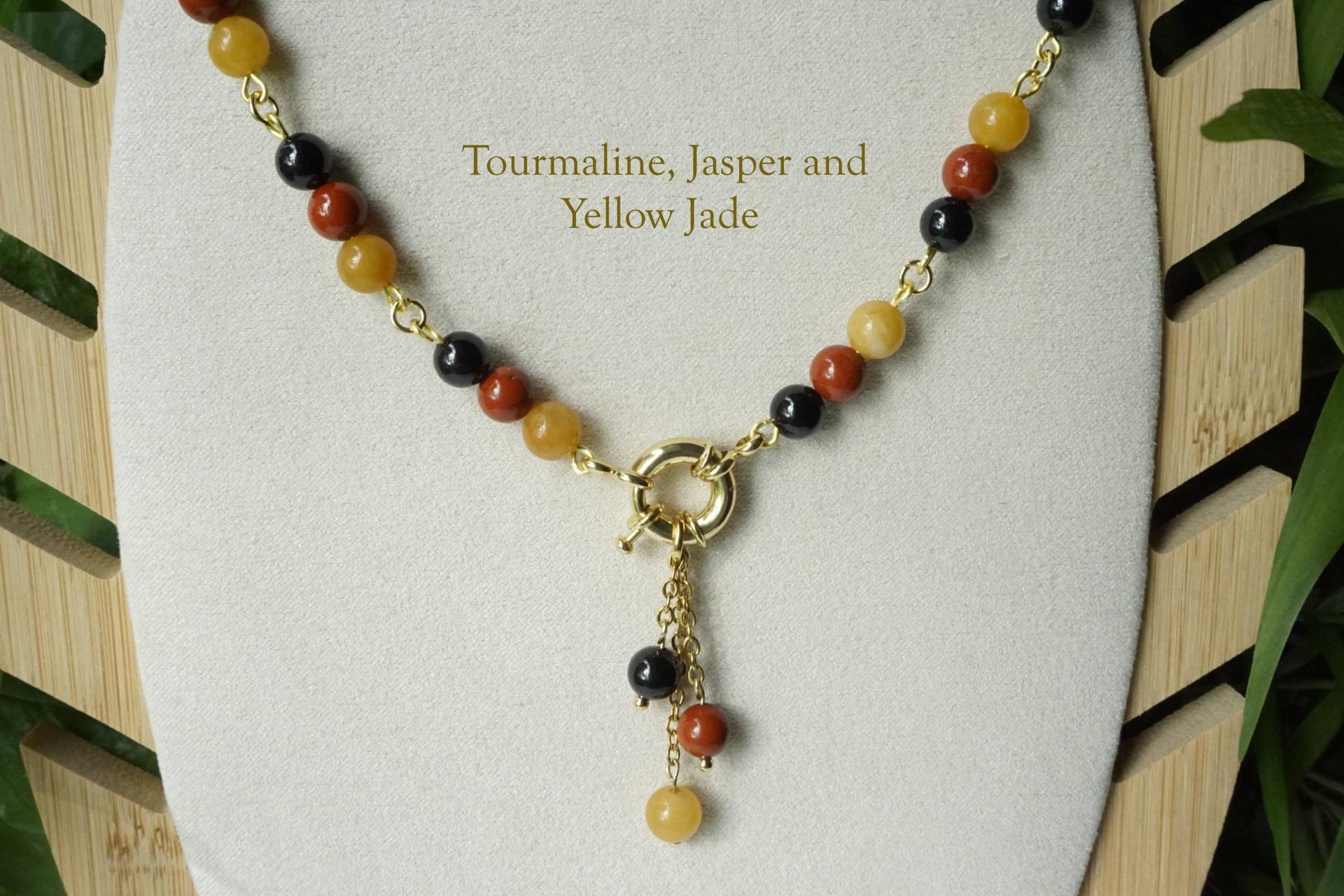 Schwarz Rot Gold Kette Aus Schwarze Turmalin, Jaspis Und Gelbe Jade 6mm Rund Perlen Boho Stil Schwarz Rot Gold Kette Aus Schwarze Turmalin, Jaspis Und Gelbe Jade 6mm Rund Perlen Boho Stil von HadisDesigns