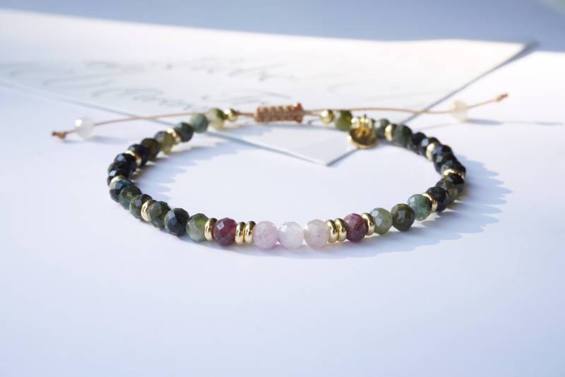 Turmalin Armband Natürlicher Edelstein, Chakra-Yoga-Heilkristall Turmalin Armband Natürlicher Edelstein, Chakra-Yoga-Heilkristall von HadisDesigns