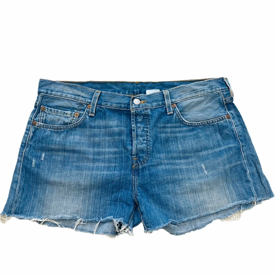 Vintage Levi's 501 Hoch Taillierte Shorts von HadrianVintage