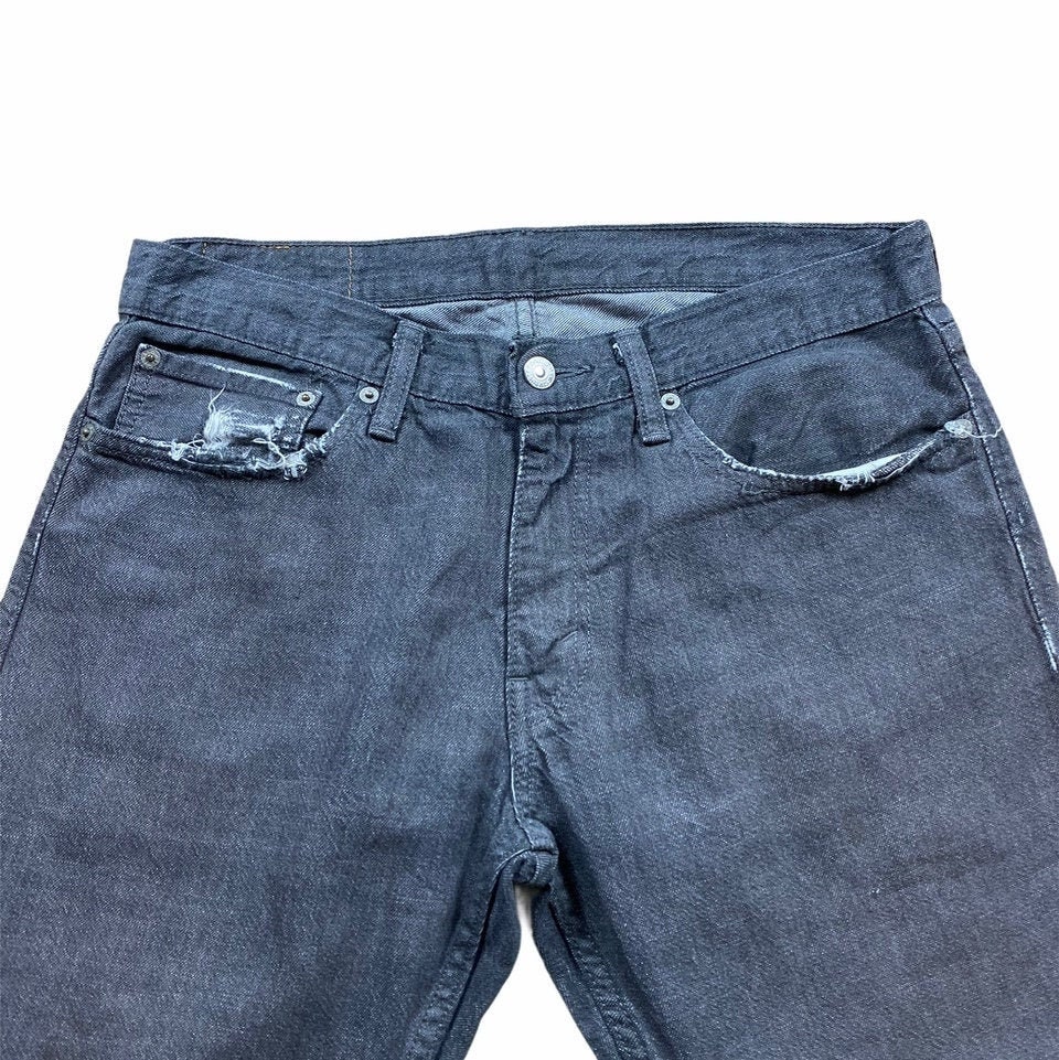 Vintage Levis 514 Schwarze Denim Jeans von HadrianVintage
