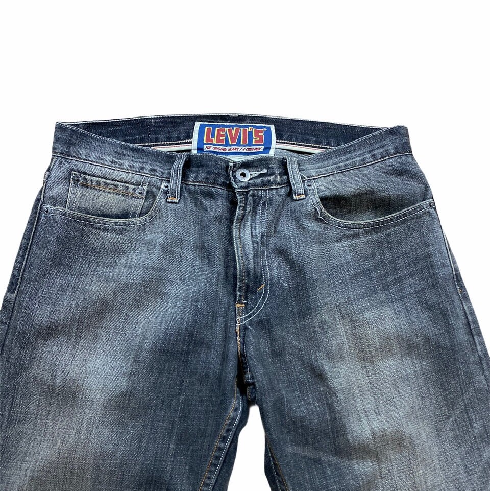 Vintage Levis 514 Schwarze Denim Jeans von HadrianVintage