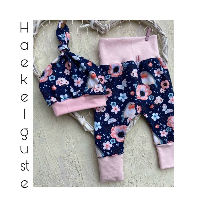 Baby Set Gr. 62-68 Pumphose + Mütze Mitwachshose Zipfelmütze Vogel Dunkelblau Rosa Geschenk Babyparty Geburt Mädchen von Haekelguste