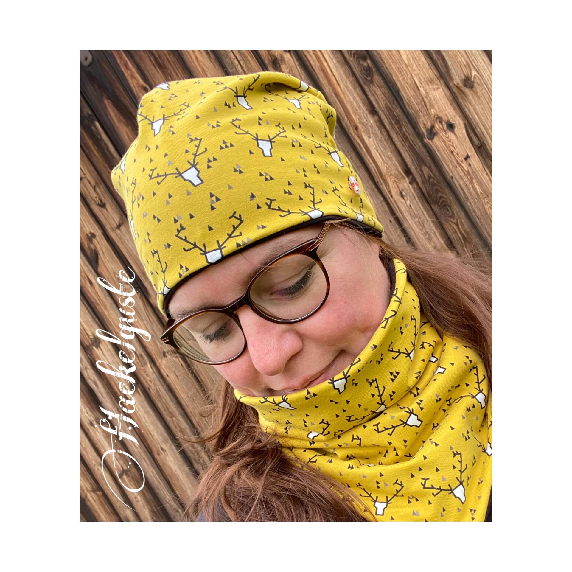 Beanie " Hirsch Mütze O. Loop Damen Longbeanie Senfgelb Schwarz Set Herbst Beanie " Hirsch Mütze O. Loop Damen Longbeanie Senfgelb Schwarz Set Herbst von Haekelguste
