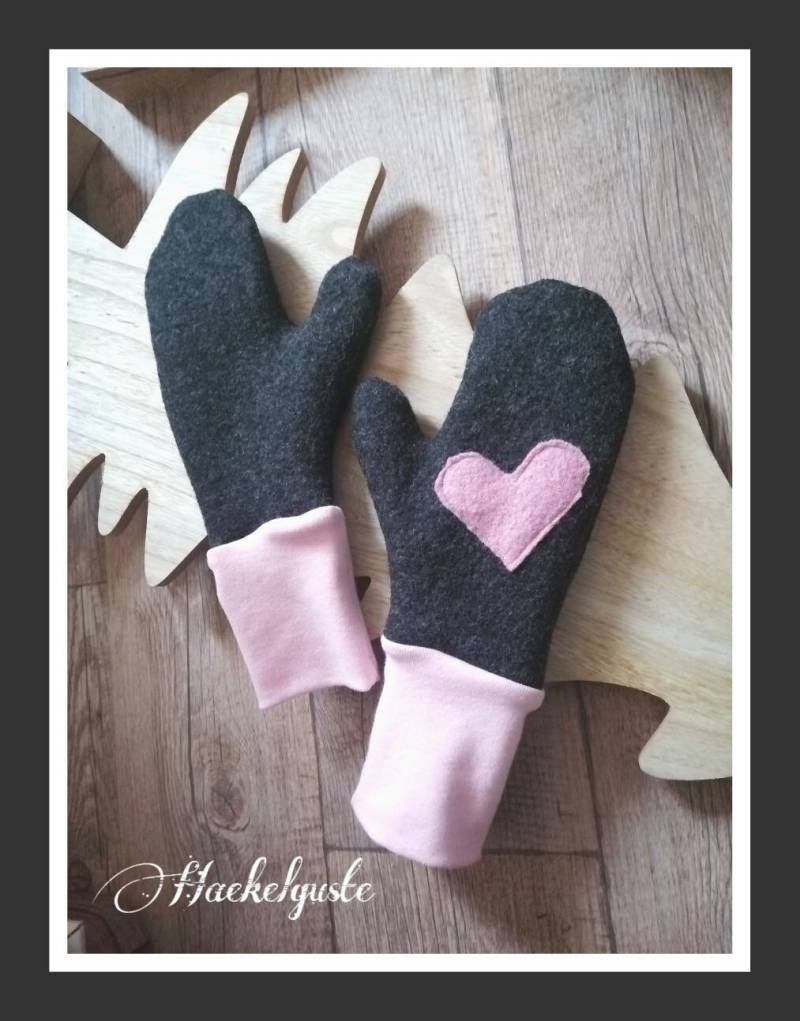 Damen Wollwalk Fleece Handschuhe Fäustlinge Grau Wollhandschuhe Rosa Herz Schurwolle Fausthandschuhe von Haekelguste