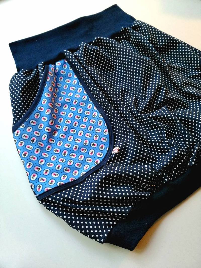Dunkelblauer Pünktchen Ballonrock Jersey von Haekelguste