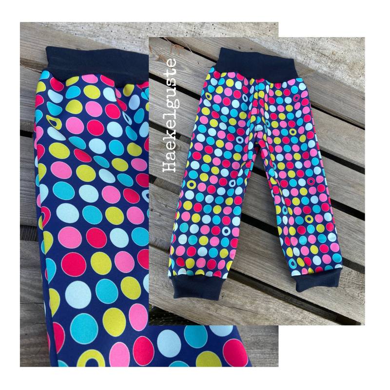 Gr. 74 - 140 Softshell Hose, Punkte, Matschhose, Buddelhose, Überhose Outdoor Pants Gefütterte Hose Unisex Waldkindergarten Warme Gr. 74 - 140 Softshell Hose, Punkte, Matschhose, Buddelhose, Überhose Outdoor Pants Gefütterte Hose Unisex Waldkindergarten Warme von Haekelguste