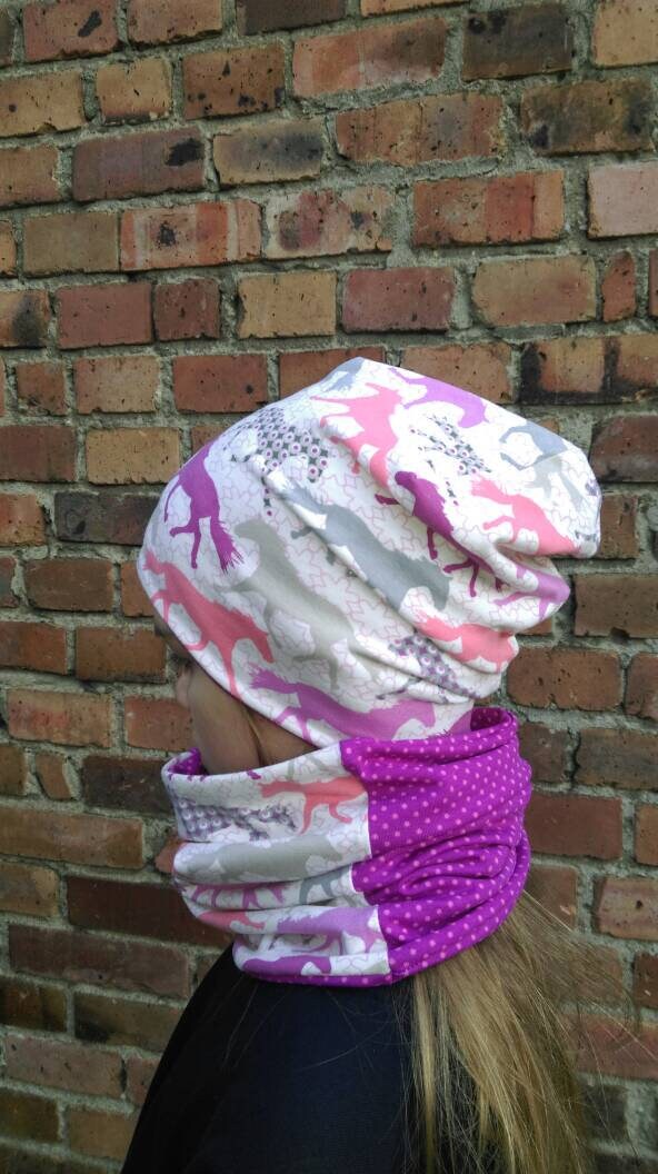 Jersey O. Fleece " Pferd Beanie + Schlupfloop Mädchen Mütze Pony Rosa Weiß Lila von Haekelguste