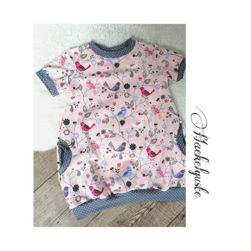 Kurz - Langarm Ballonkleid Mädchen Kleid Rosa Grau Vogel von Haekelguste