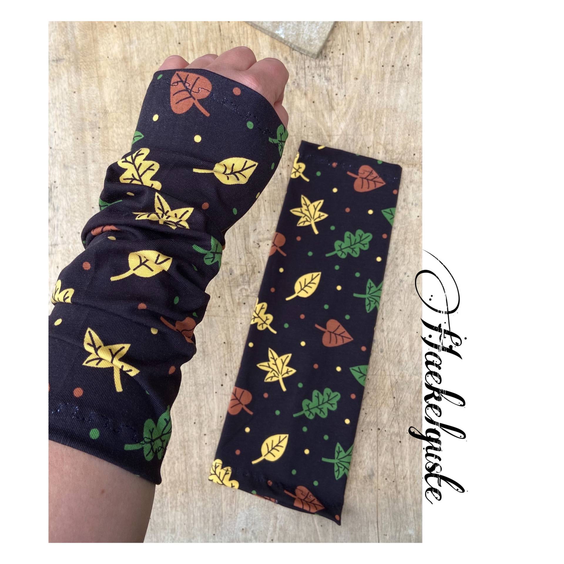 Lange " Blattwerke Armstulpen Braune Stulpen Blätter Blatt Damen von Haekelguste