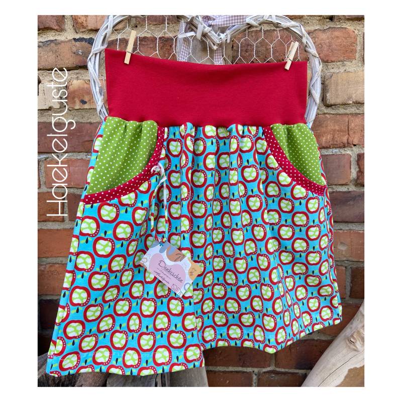 Lieblingsrock Retro Apfel Damen Rock Bunter Grün Rot Blau von Haekelguste