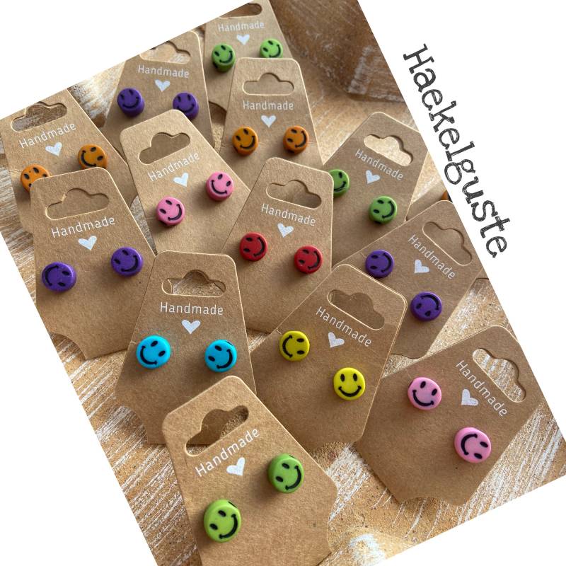Ohrstecker Smiley Rot Grün Gelb Braun Rosa Blau Lachendes Gesicht Geschenk Mädchen Beste Freundin Kleines Mitbringsel von Haekelguste